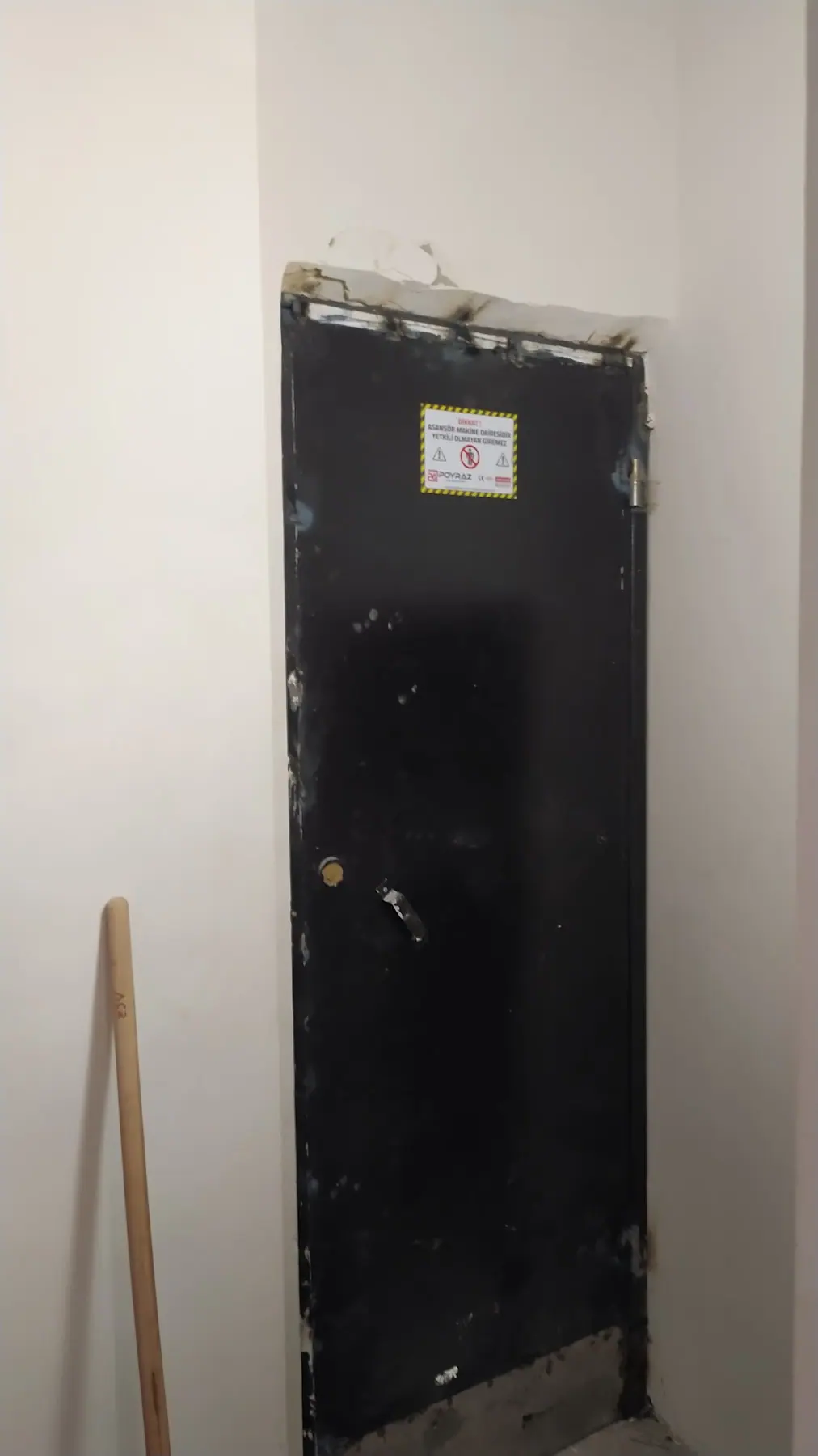 Sayaç ve pano hacmi için üretilmiş kilitli çelik kapak kapısı